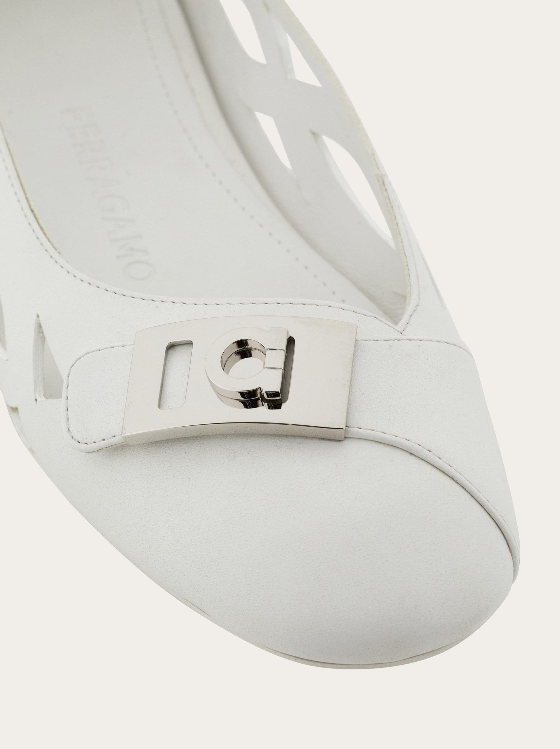Ferragamo Hug buckle ballet flat - Image 6